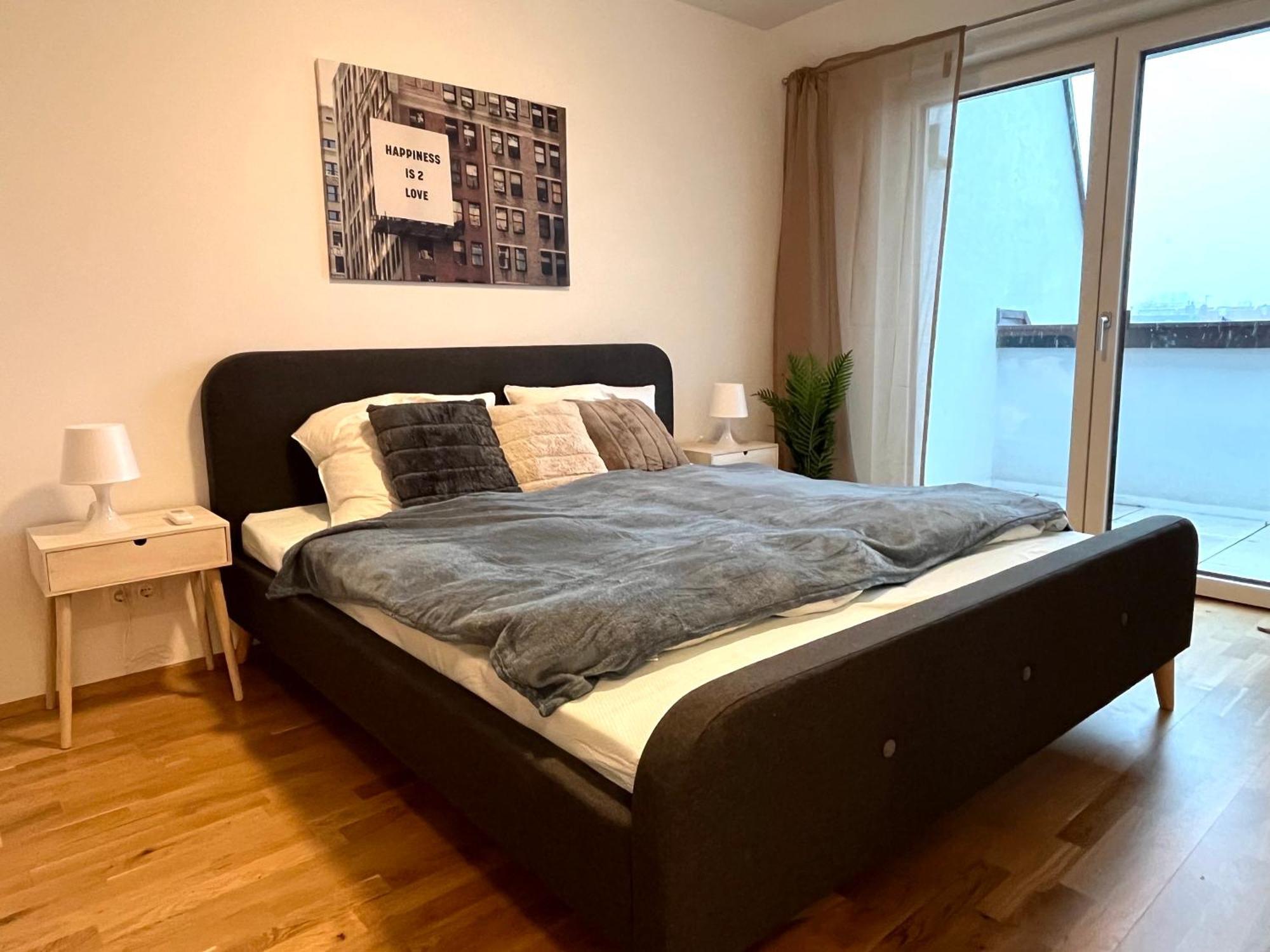 Free Parking / Brandnew With Air Condition And Balcony * Wiedeń